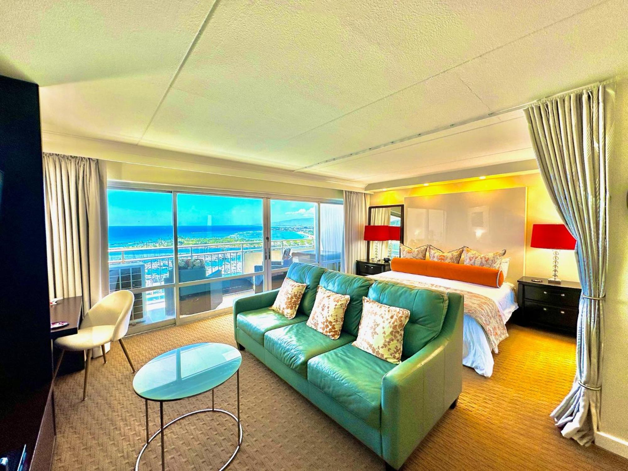 Waikiki Beach Experience! Luxury Oceanview Suite! Χονολουλού Εξωτερικό φωτογραφία