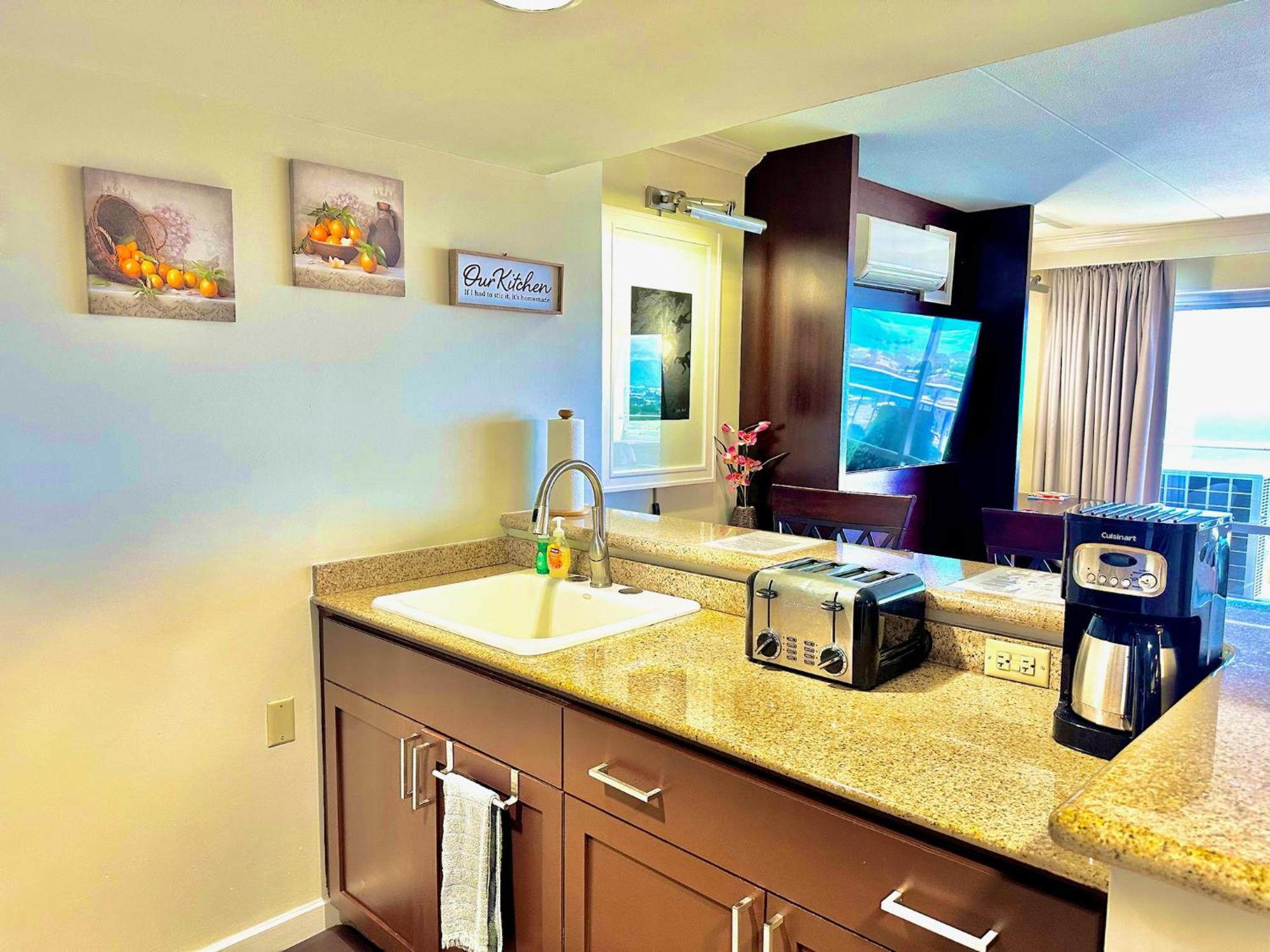 Waikiki Beach Experience! Luxury Oceanview Suite! Χονολουλού Εξωτερικό φωτογραφία