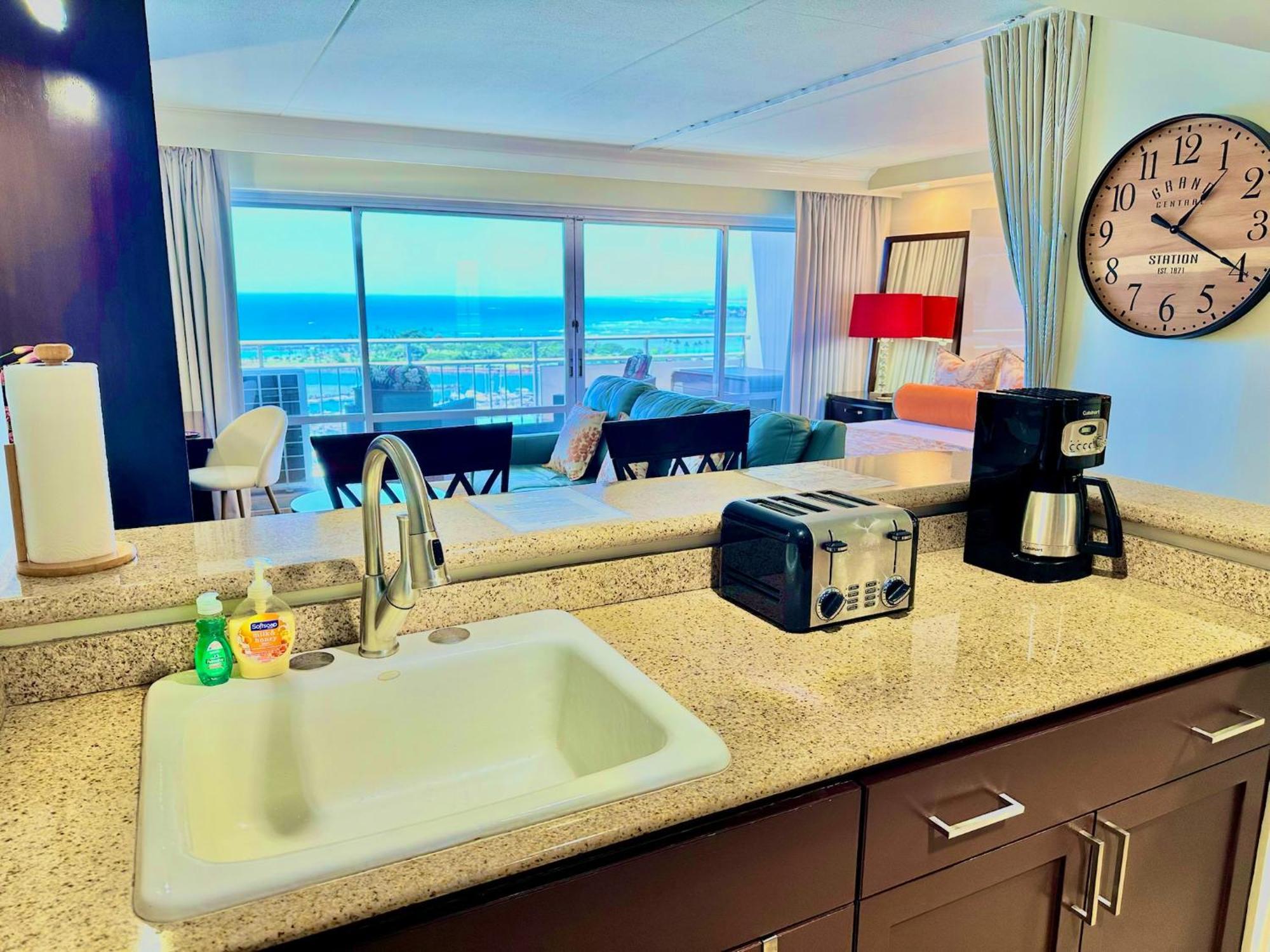 Waikiki Beach Experience! Luxury Oceanview Suite! Χονολουλού Εξωτερικό φωτογραφία
